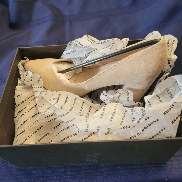 Ladies heel shoes - Picture 4 of 8